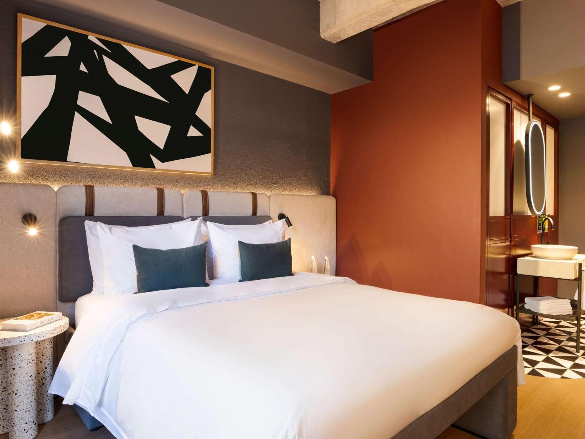 Hotel Tribe 4*