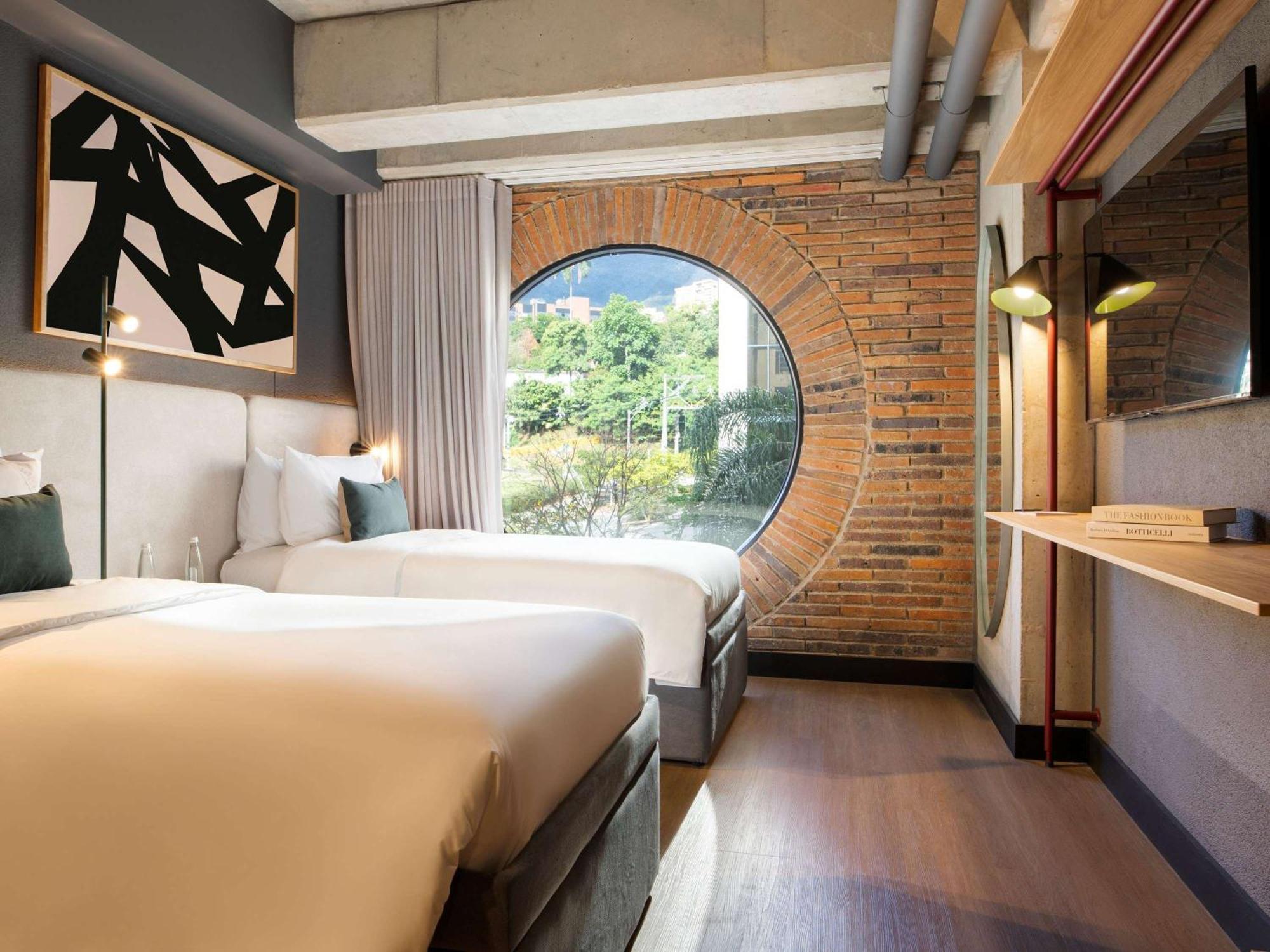 Tribe Hotel 4*