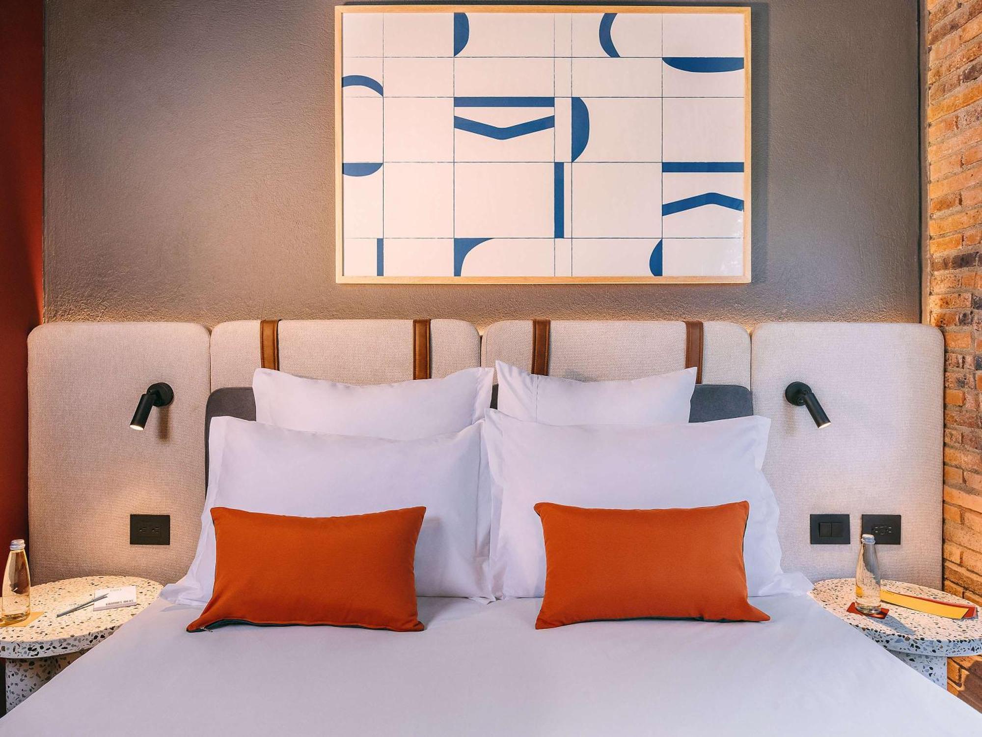 Hotel Tribe 4*