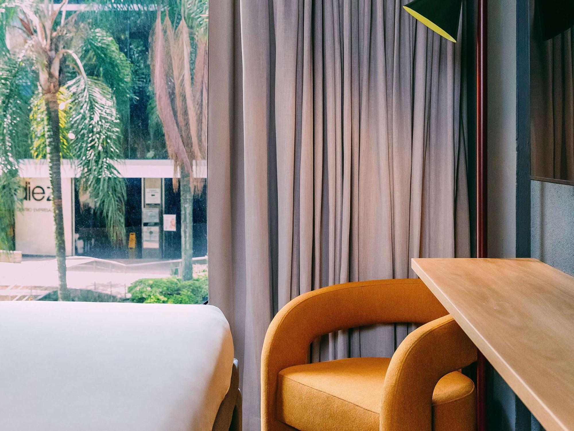Hotel Tribe Medellin